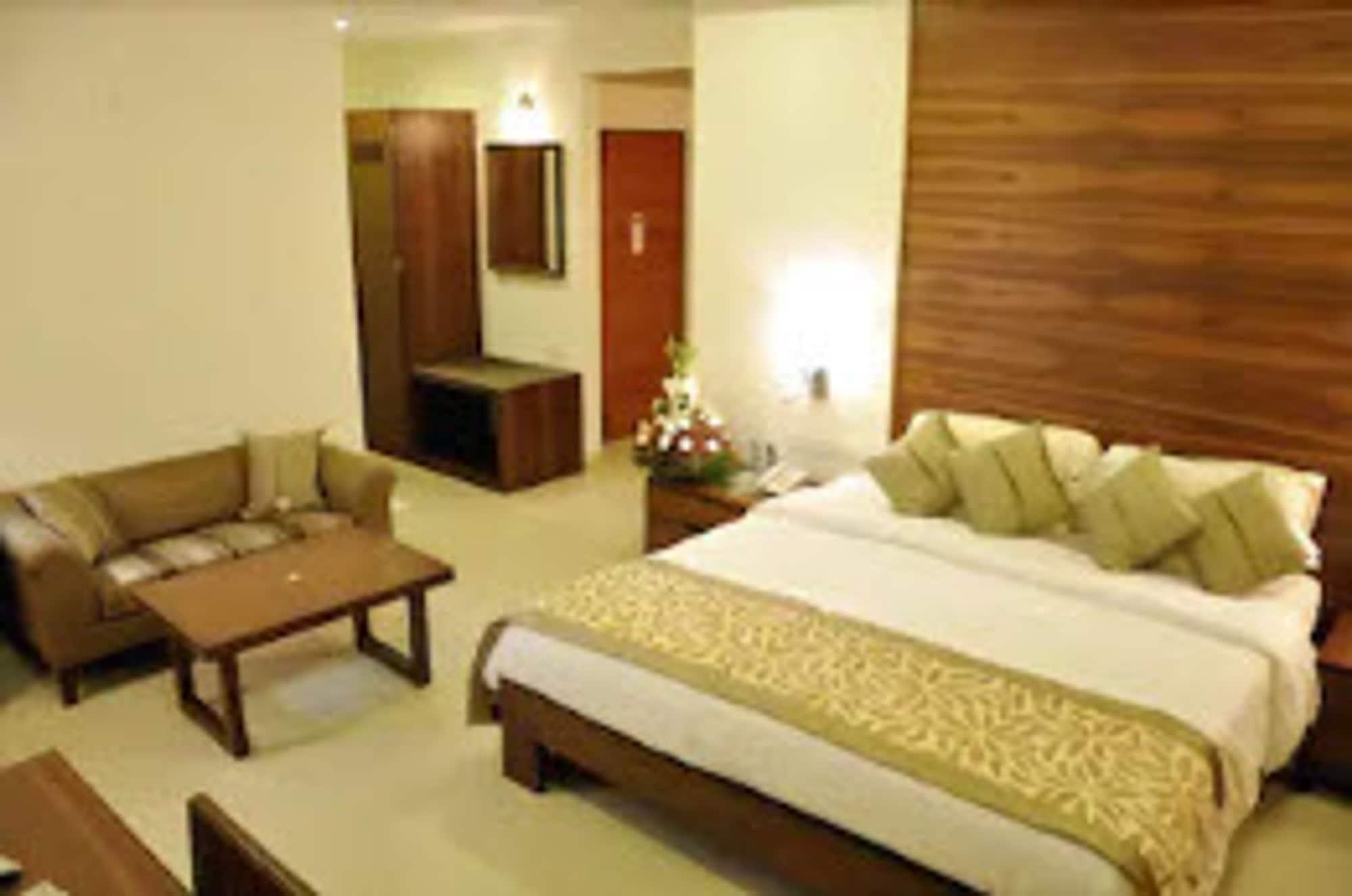 La-Paz Gardens Beacon Hotel - Vasco Da Gama Goa Ngoại thất bức ảnh